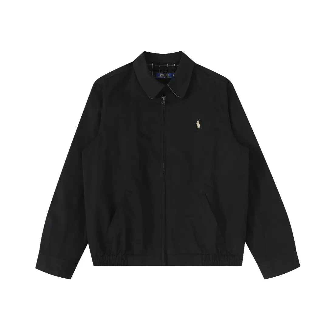 P350 Model No.: R08 Ralph Lauren/Ralph Lauren Classic Unisex Old Cadre Zipper Jacket Size #S/M/L/XL Color #Khaki Black Navy Recommended by many fashion bloggers, the Harrington jacket’s lapel zipper windproof design perfectly blends casual style with street trend elements, making it very suitable for neutral wear. The fabric texture of the jacket is excellent and comfortable to wear. It is a very versatile and trendy jacket. Original development, 100% pure cotton fabric, exquisite embroidery, evergreen style for all seasons, feel free to buy it, retro will never go out of style!  Reference# Length: 68/70/72/74 Bust: 128/132/136/140 Shoulder Width: 52/53/54/55